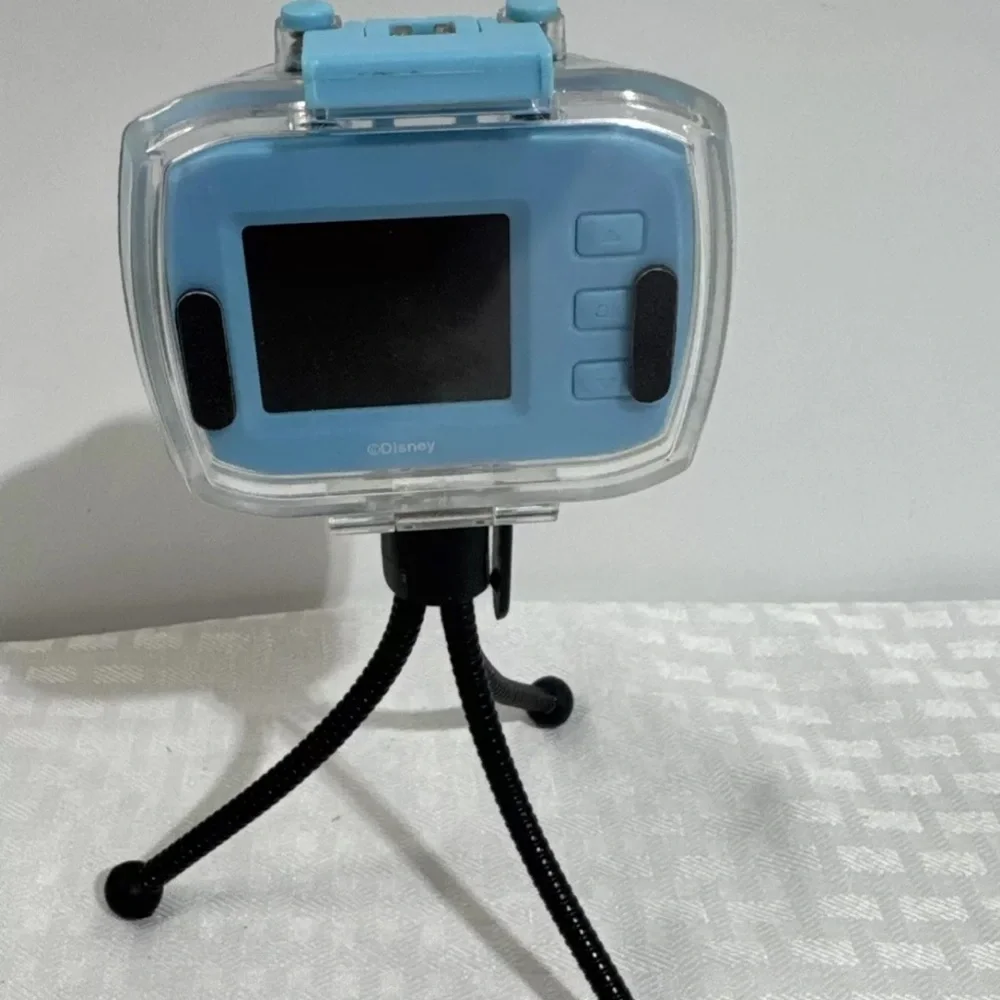 Disney Frozen Movie Action Camcorder/GoPro Camera W/ CASE AND TRIPOD. TESTED